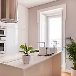 Lägenhet Breath-taking River & View Stunning 3 Bedrooms & 3 Bathrooms With Ac Alfama Castle District 1st Floor Lisboa